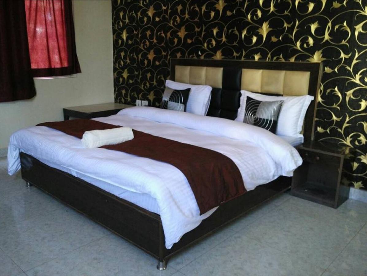 Hotel Apsara , By Soank Hospitality Haridwar Bagian luar foto